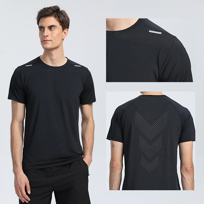 Quick Dry Men Running T-shirt Fitness Sports Top Gym Training Shirt Breathable Jogging Casual Sportswear